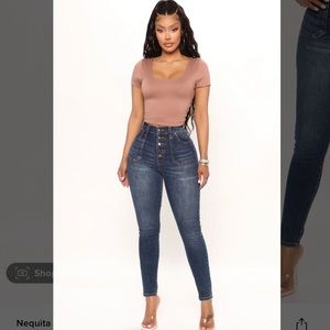 Fashion Nova Nequita High Rise Skinny Jean Medium Blue Wash SIZE 3 SOLD OUT